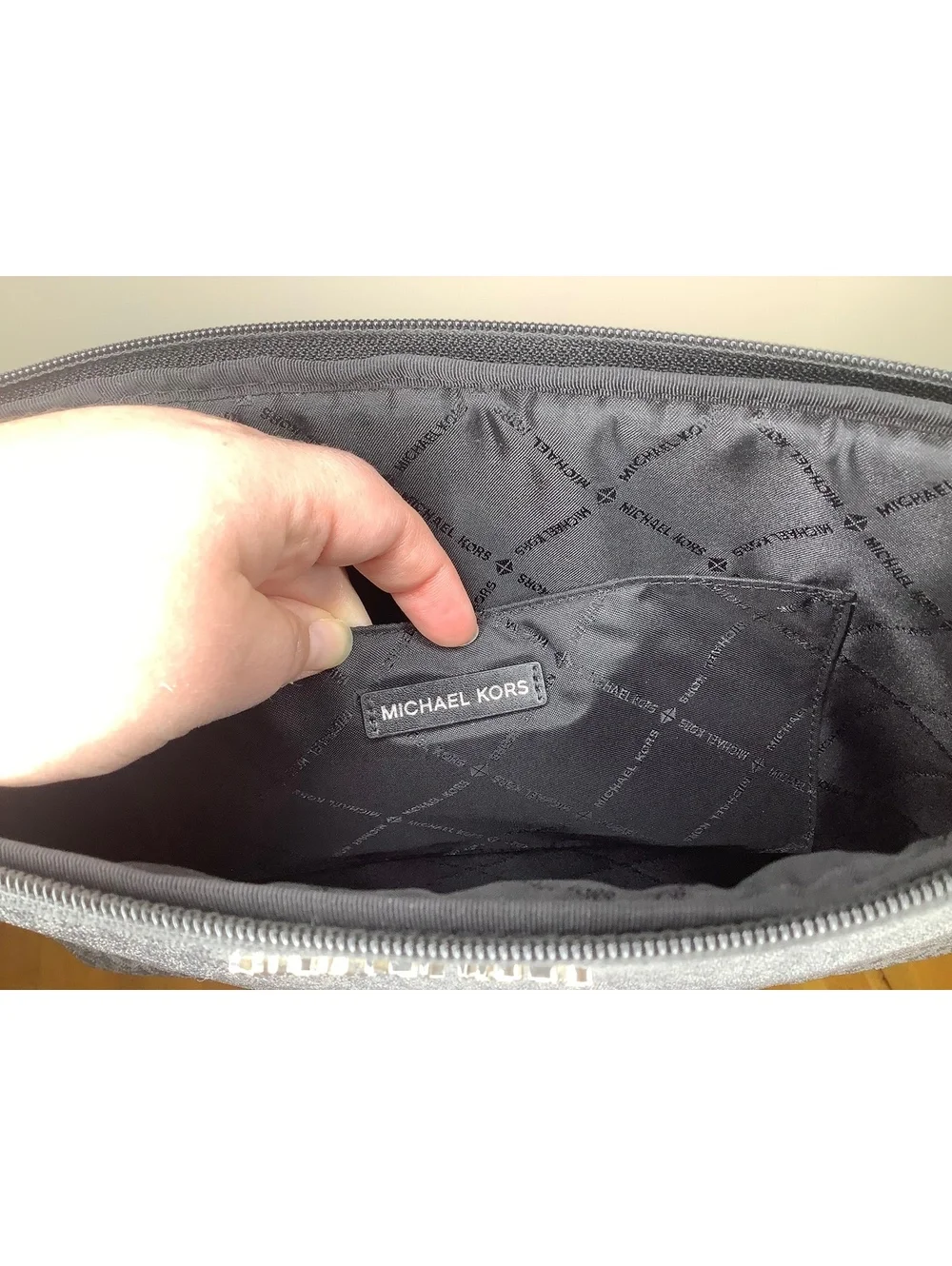 < Michael Kors Black & Grey Monogram Laptop Sleeve >